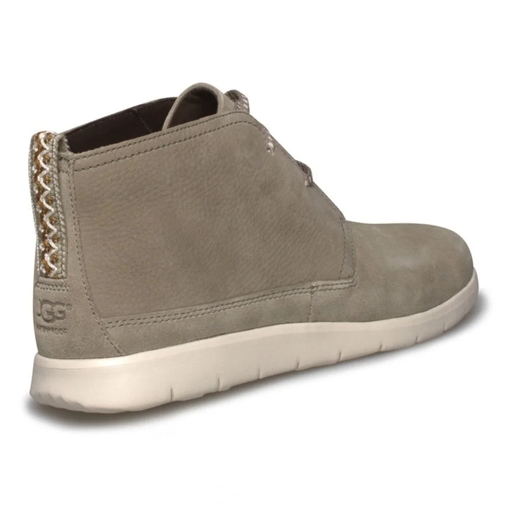 Ugg Mens Freamon Waterproof Chukka Boot Size 9 Taupe Tan Gray WP Antilope Shoes